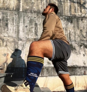 今日的壮男生穿搭🐻